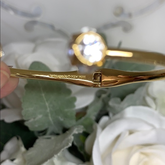🌹Kate Spade Bangle Bracelet - Picture 5 of 5
